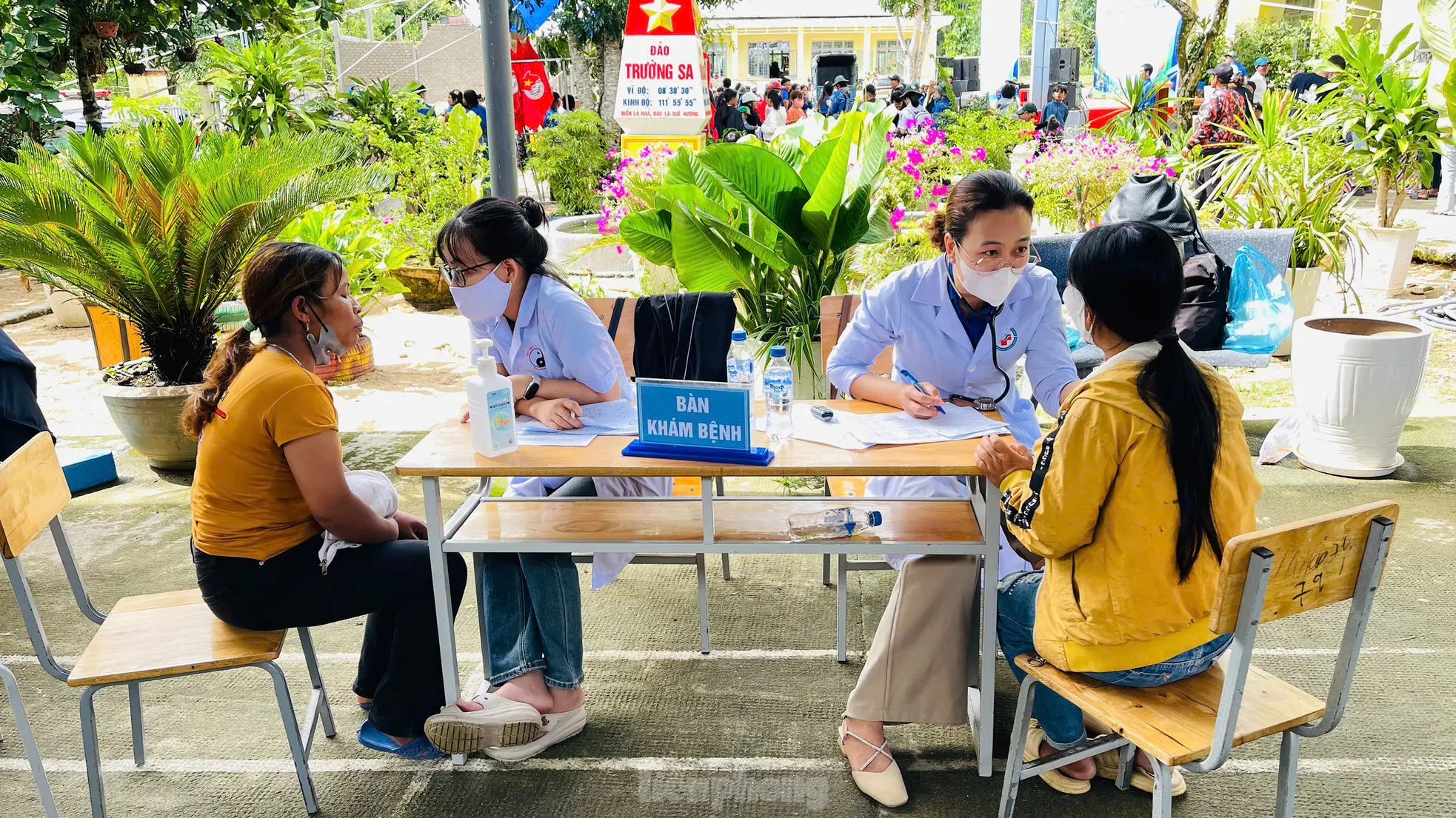 Lan tỏa yêu thương, thắp sáng vùng cao ảnh 6