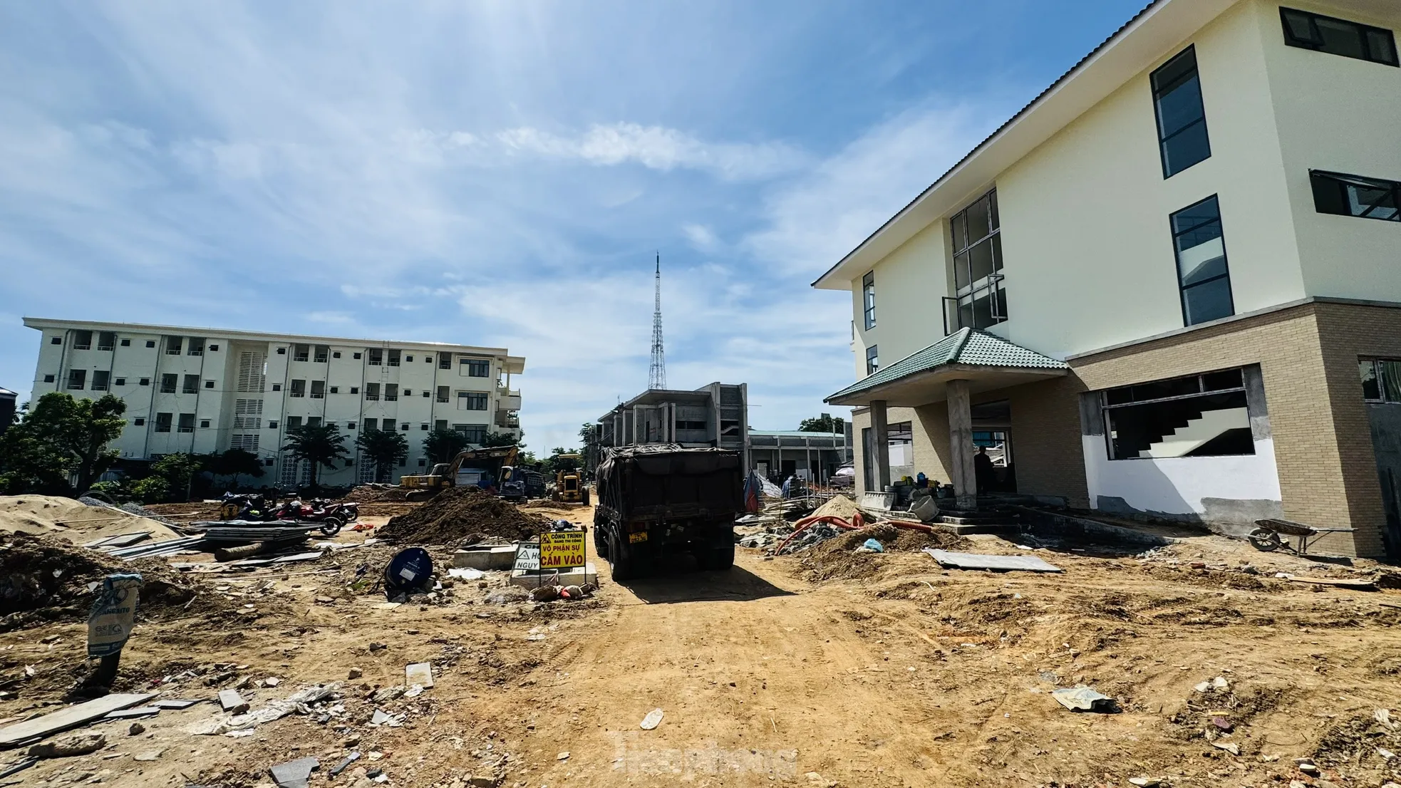 Thi công ngày đêm hoàn thiện nhà công vụ cho hơn 1.100 cán bộ Kon Tum sau sáp nhập ảnh 2