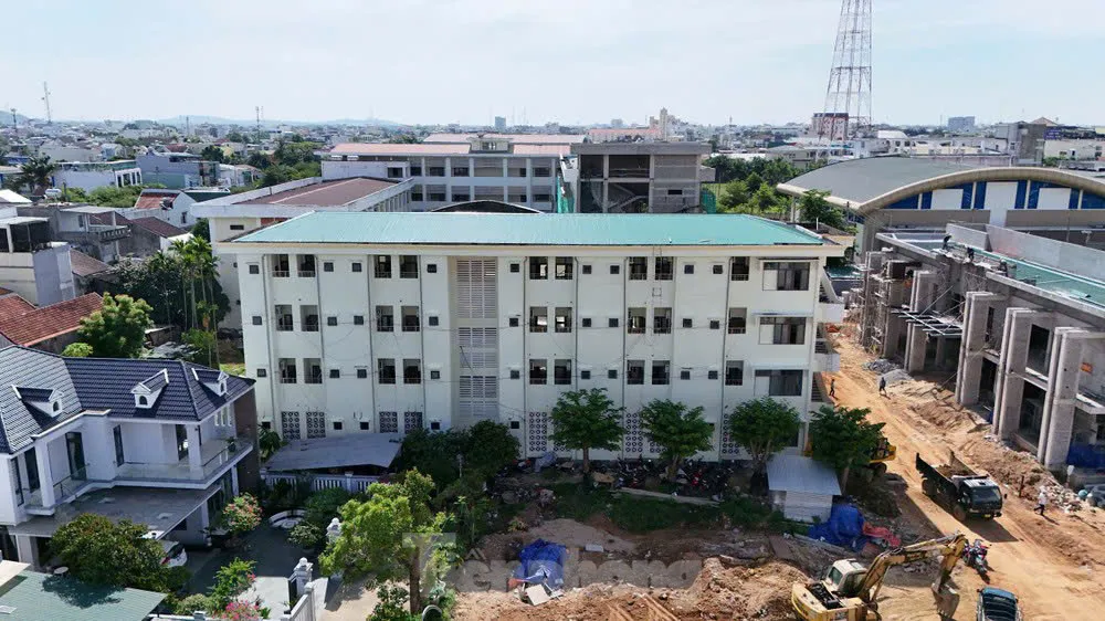 Thi công ngày đêm hoàn thiện nhà công vụ cho hơn 1.100 cán bộ Kon Tum sau sáp nhập ảnh 27