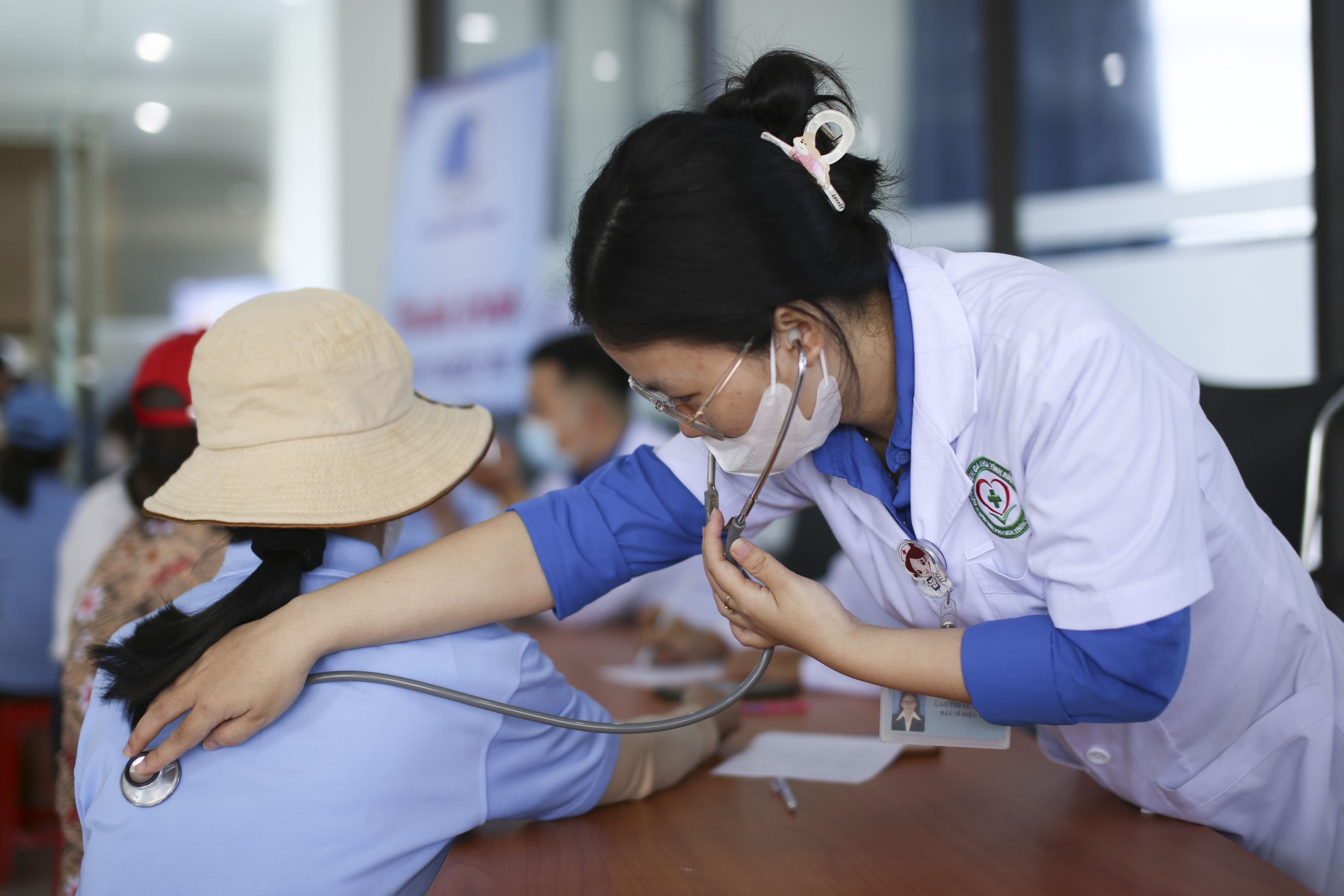 Ấm áp ‘Gian hàng 0 đồng’ cho thanh niên công nhân ảnh 11
