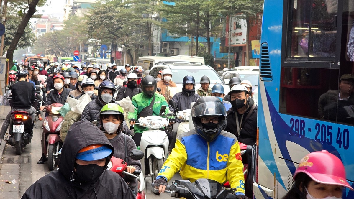 Giao thông Hà Nội: Đối nghịch giữa các tuyến đường cửa ngõ những tuyến phố trung tâm ảnh 12