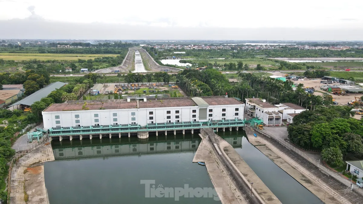 Cận cảnh những trạm bơm chống ngập cho thành phố Hà Nội ảnh 2
