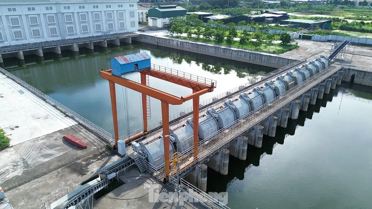 Cận cảnh những trạm bơm chống ngập cho thành phố Hà Nội ảnh 12