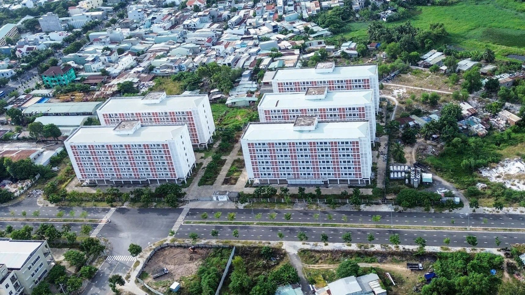 Cận cảnh 4 công sản Đà Nẵng chuẩn bị để bố trí cho cán bộ Quảng Nam ra làm việc ảnh 4