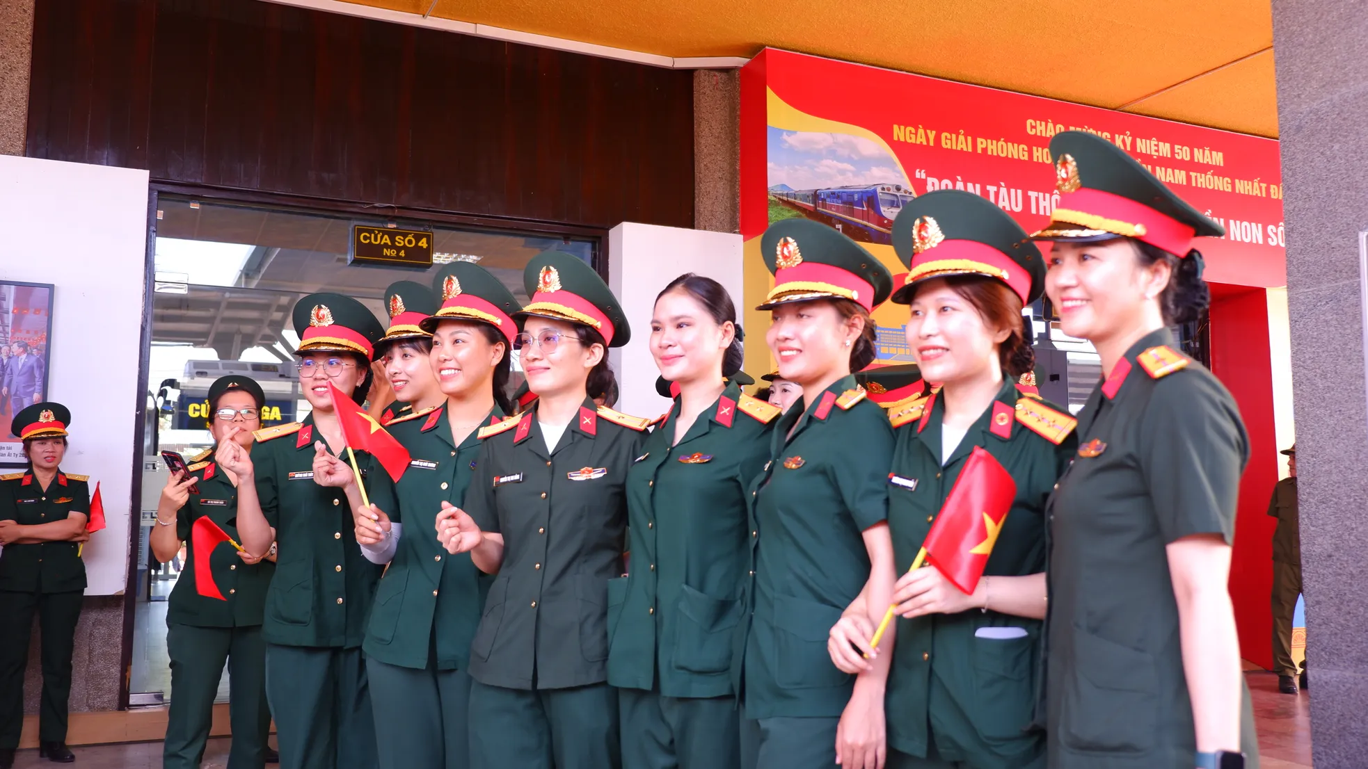 Rạng rỡ những 'bóng hồng' tham gia diễu binh mừng 80 năm Quốc khánh ảnh 5
