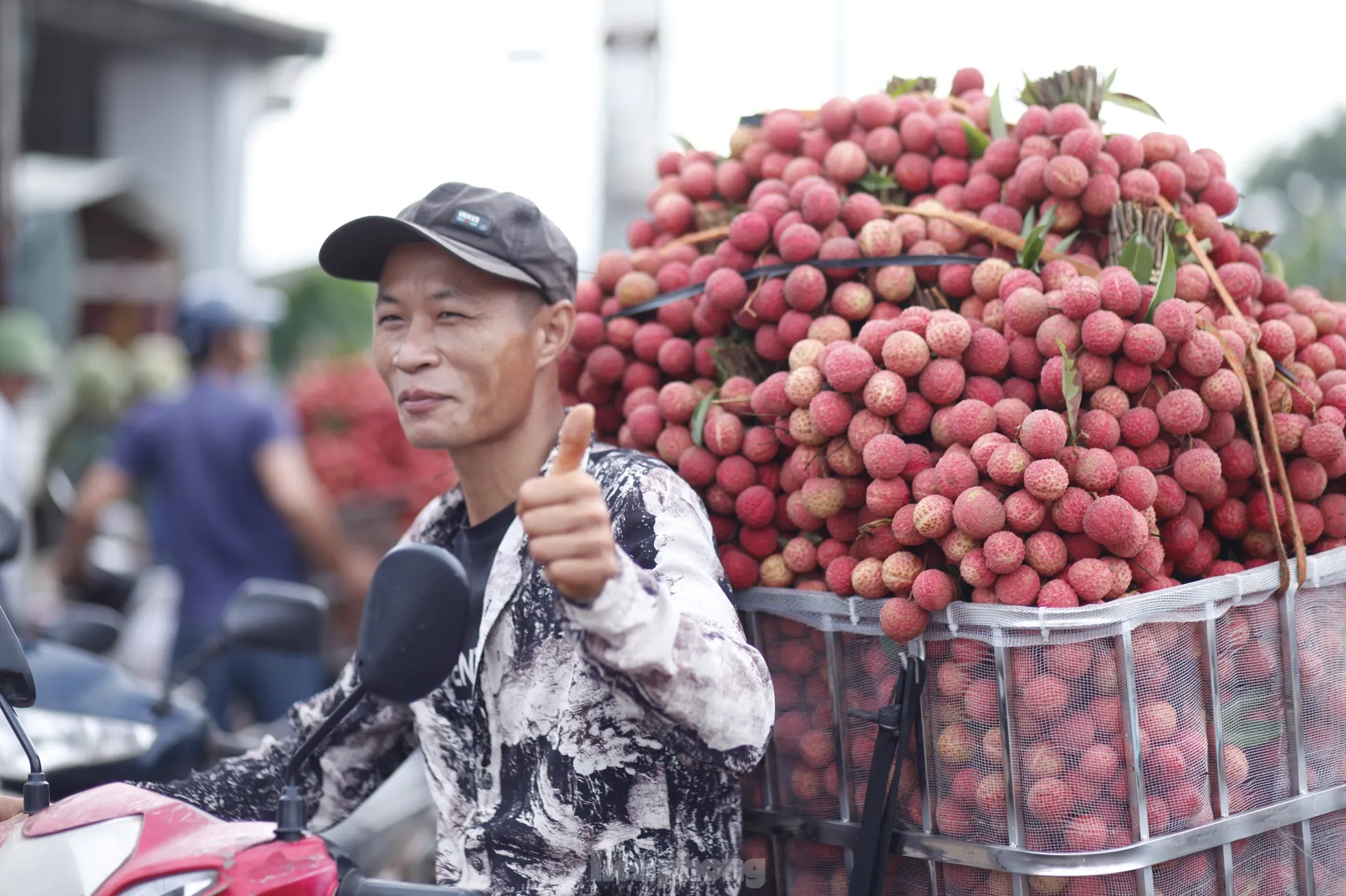 Đi chợ vải thiều Bắc Giang ảnh 5