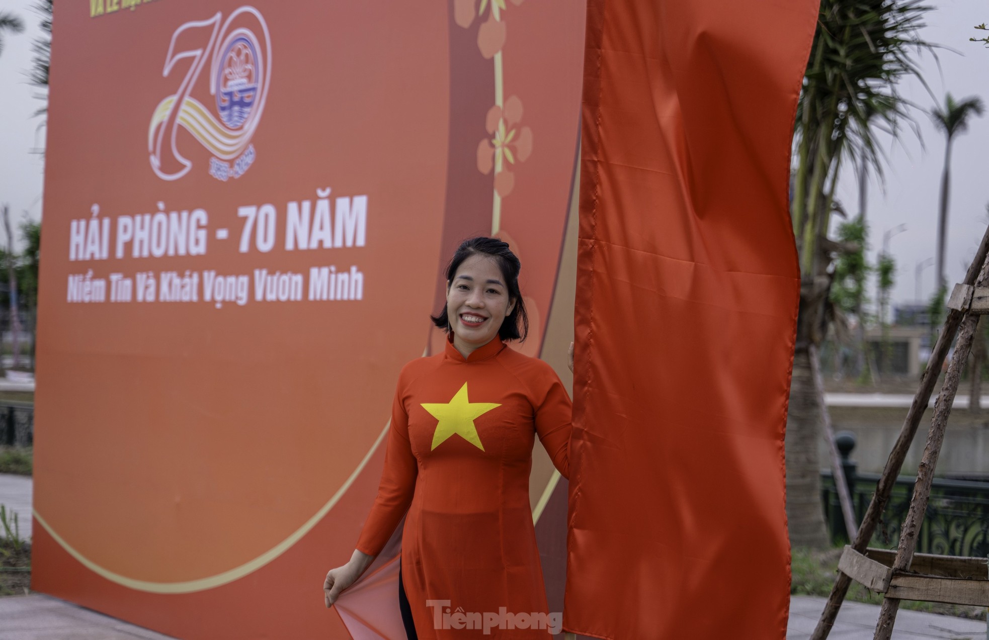 Hải Phòng rực rỡ cờ hoa mừng kỷ niệm 70 năm Ngày giải phóng ảnh 11
