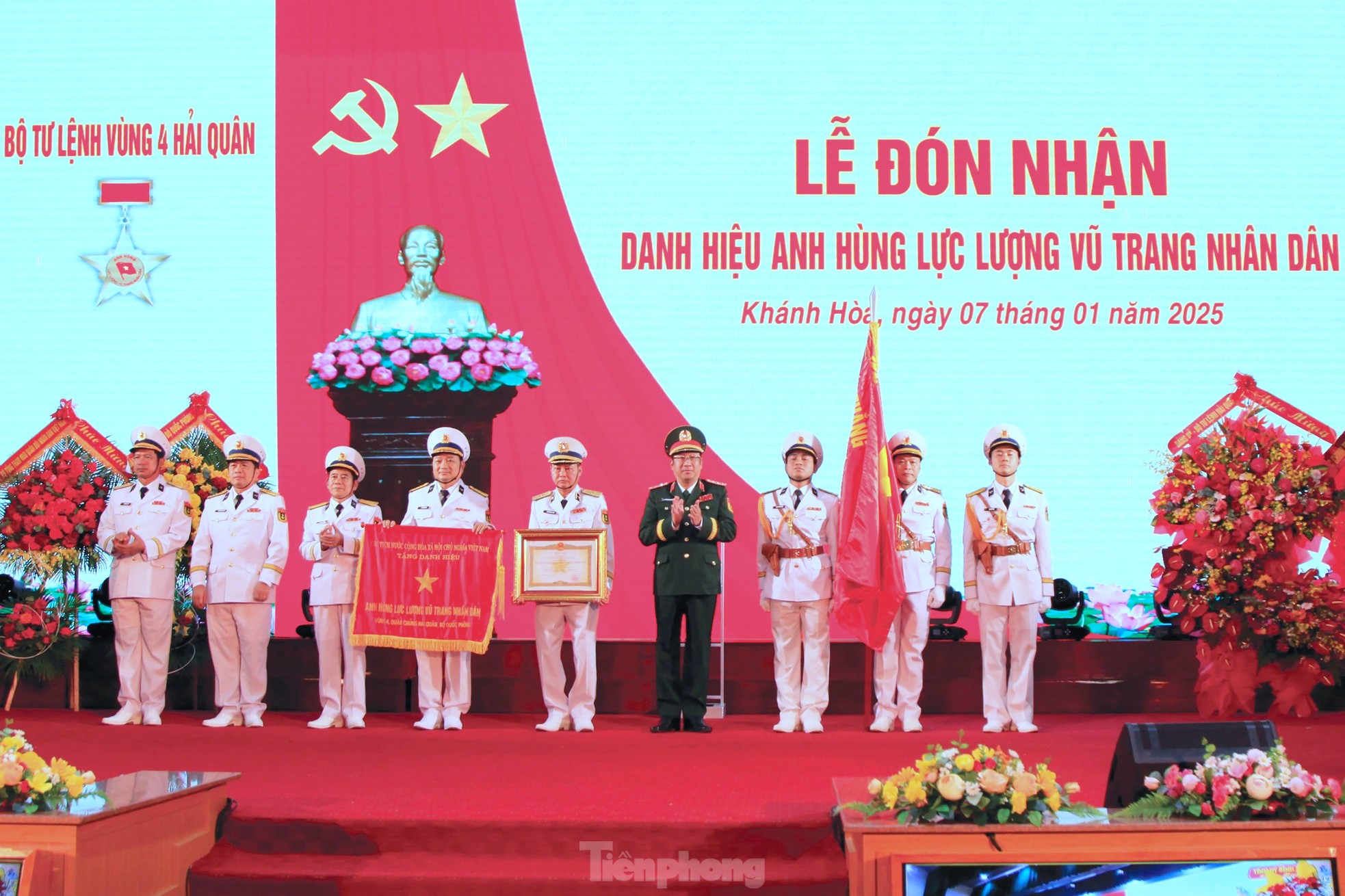 Vùng 4 Hải quân không để bị động, bất ngờ, sẵn sàng chiến đấu bảo vệ chủ quyền biển đảo ảnh 2