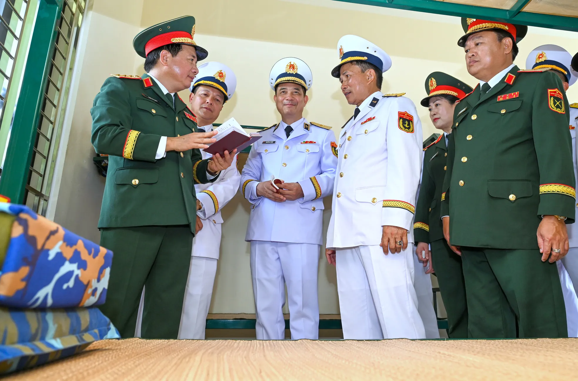Thượng tướng Trịnh Văn Quyết yêu cầu chiến sĩ Hải quân khắc sâu lời thề danh dự ảnh 7