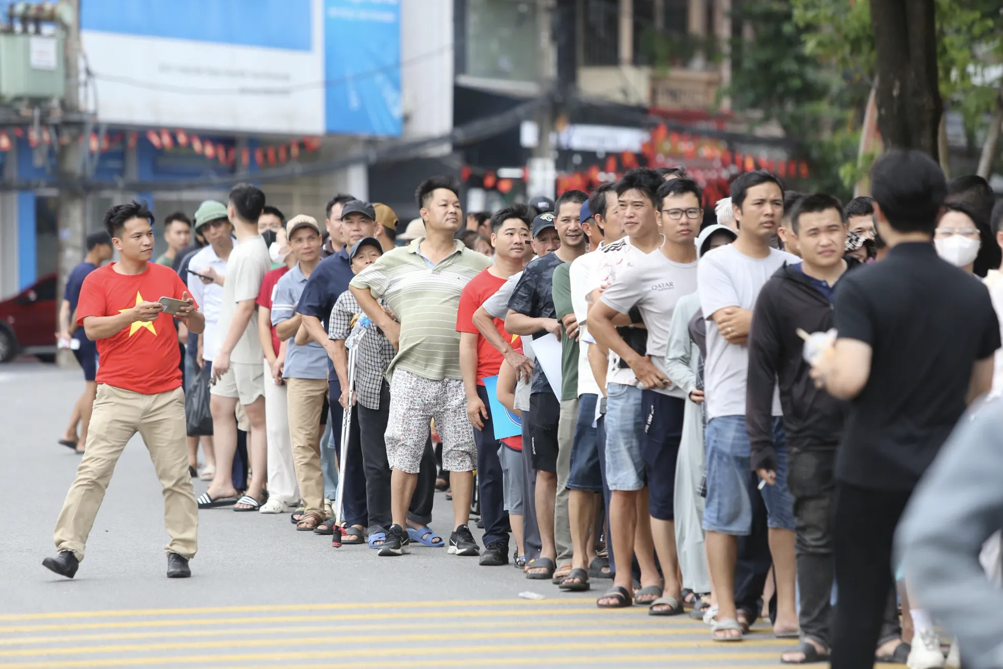 Thiên Trường trẩy hội trong ngày Nam Định đăng quang ngôi vô địch V-League ảnh 1