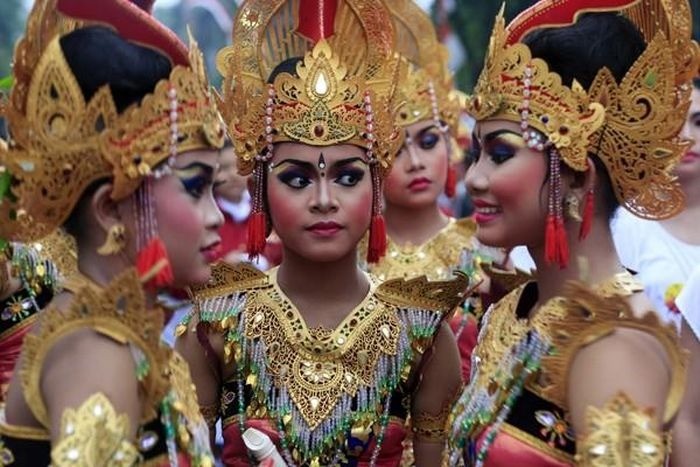 “Selamat Hari Raya” là câu chào năm mới của quốc gia nào?