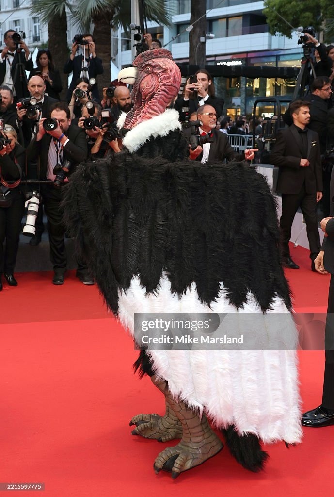 Cannes ngày 5: Châu Dã đẹp không tì vết, sao vô danh làm lố ảnh 31