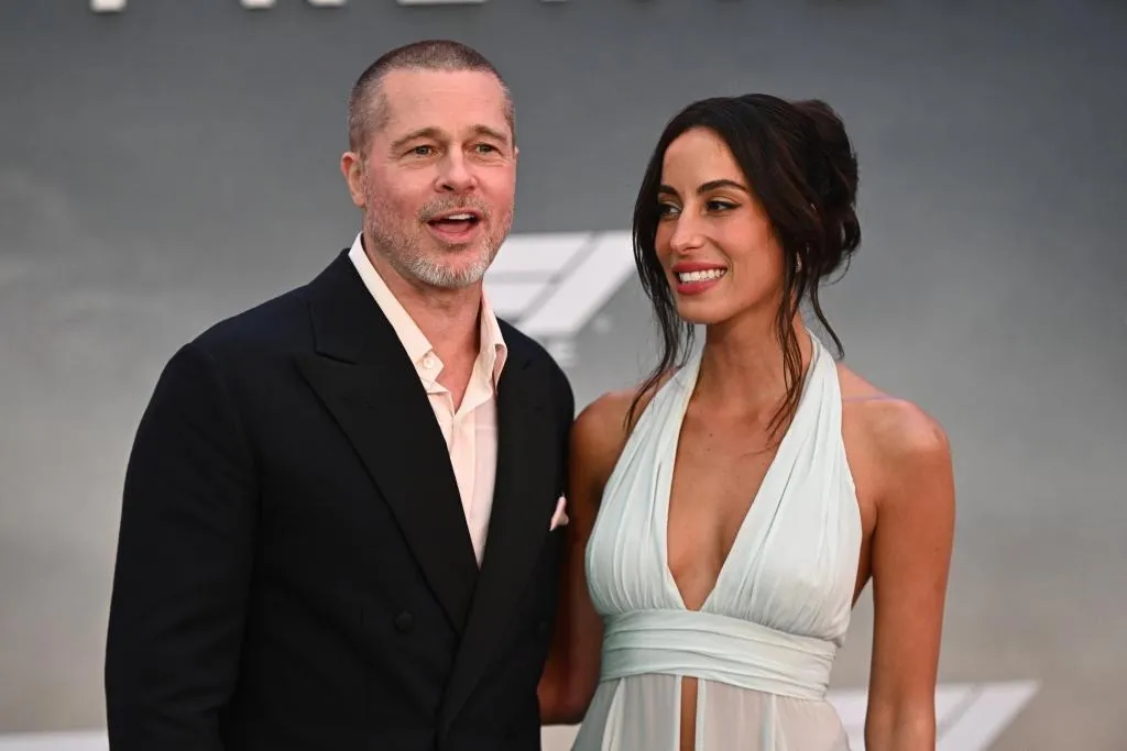 Brad Pitt bên bạn gái kém 29 tuổi ảnh 10