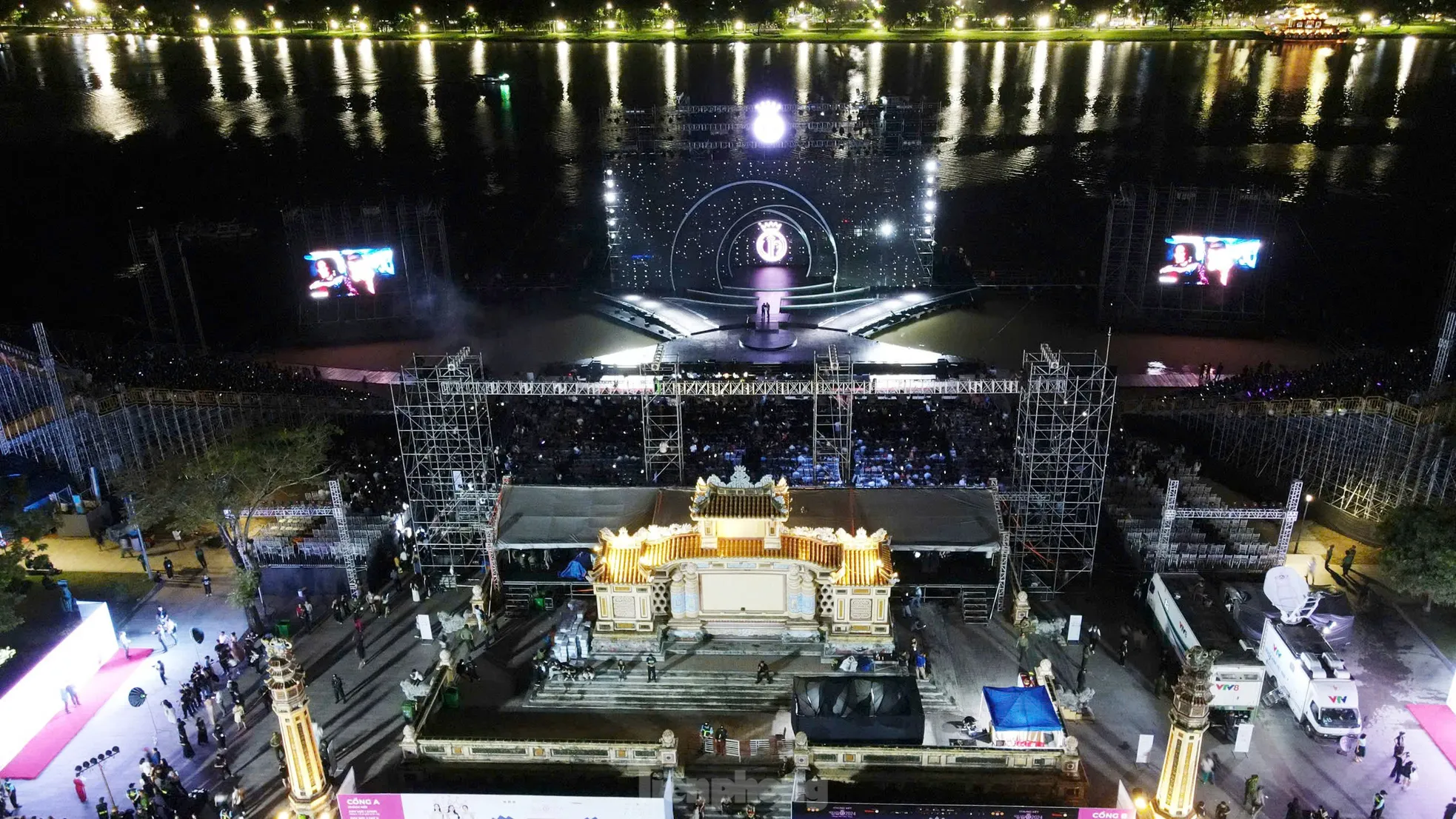 Chung kết Hoa hậu Việt Nam 2024: Viên ngọc tỏa sáng giữa dòng sông lịch sử ảnh 1