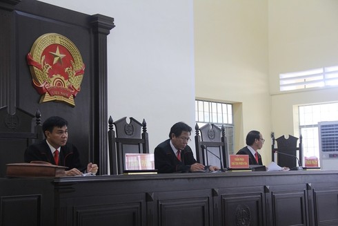 Bé 13 tuổi tự tử sau khi bị U60 xâm hại - ảnh 1