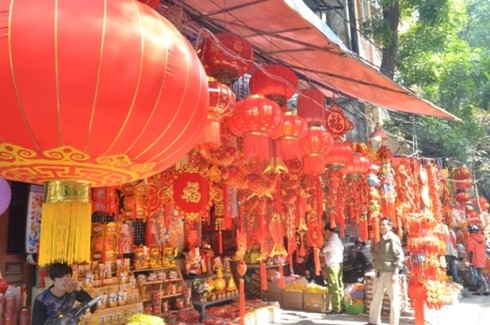 Hàng vàng mã ế ẩm trước lễ ông Công ông Táo - ảnh 9