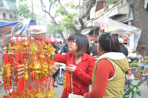 Chợ hoa Hàng Lược giữa phố cổ Hà Nội - ảnh 6