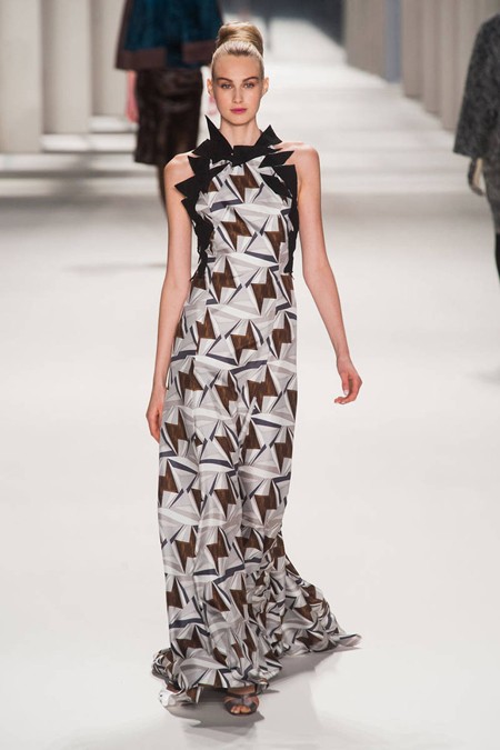 10 bộ váy dự tiệc yêu kiều tại New York Fashion Week - ảnh 8