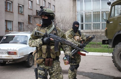 Ukraine đưa xe tăng áp sát miền Đông - ảnh 4
