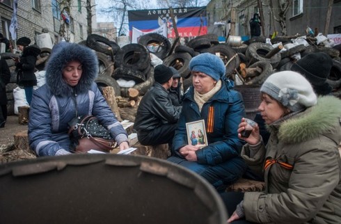 Ukraine đưa xe tăng áp sát miền Đông - ảnh 6