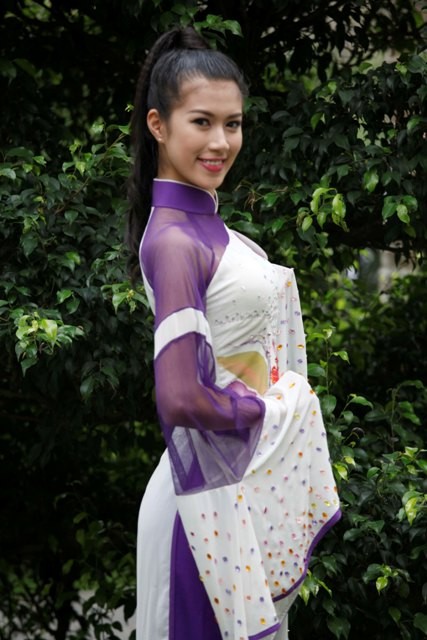 Tuần Châu thoáng bóng áo dài - ảnh 2