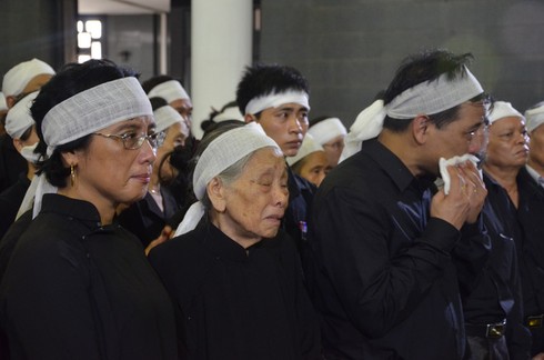 Hàng ngàn người đưa tiễn nhà văn Tô Hoài - ảnh 18