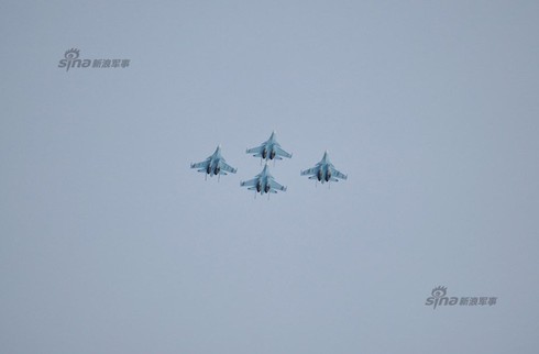 Xem 'Phi đội chim ưng' Su-30SM thao luyện trên không trung - ảnh 12