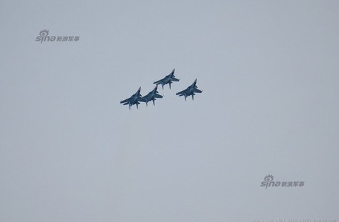 Xem 'Phi đội chim ưng' Su-30SM thao luyện trên không trung - ảnh 15