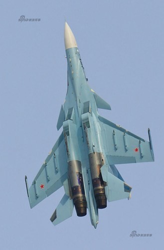 Xem 'Phi đội chim ưng' Su-30SM thao luyện trên không trung - ảnh 4