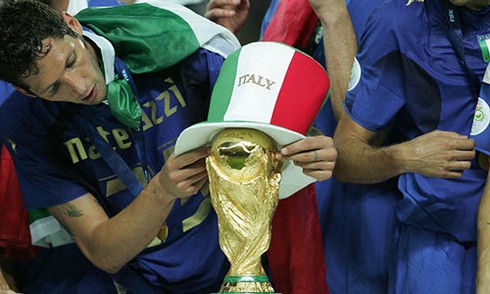 Materazzi vô địch World Cup 2006 cùng tuyển Italia - ảnh 1