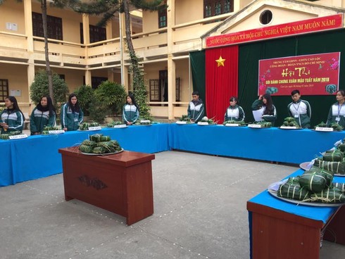 Tặng bánh chưng cho học sinh vùng cao, bệnh nhân nghèo Lạng Sơn - ảnh 3