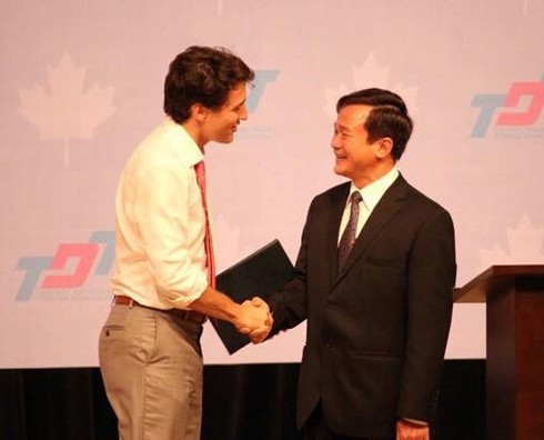 Thủ tướng Canada áo trắng giản dị nói chuyện với sinh viên ĐH Tôn Đức Thắng - ảnh 5