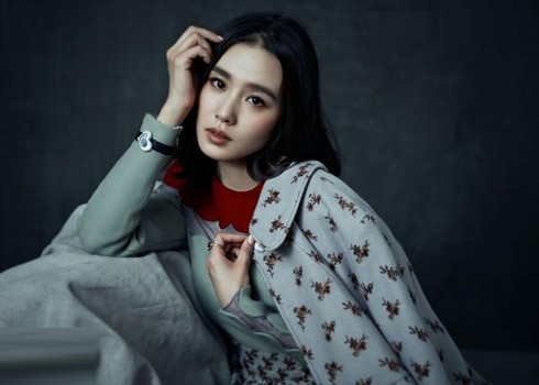 Vẻ đẹp đằm thắm của Lưu Thi Thi - ảnh 4