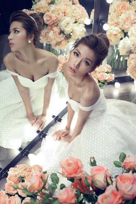 Minh Tú làm quý cô quyến rũ - ảnh 4