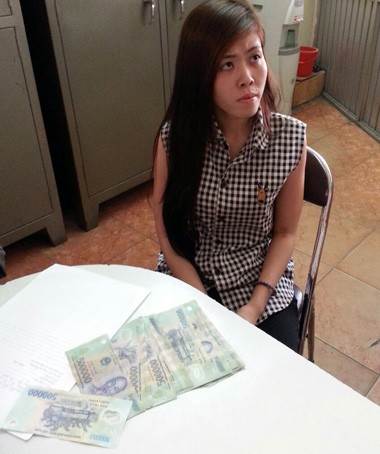 Những chiêu lừa của gái bán hoa - ảnh 1