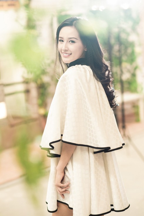 Mai Phương Thúy yêu kiều như tiểu thư - ảnh 8