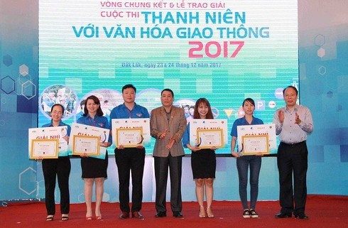 Trao giải cuộc thi “Thanh niên với Văn hóa giao thông” năm 2017 - ảnh 5