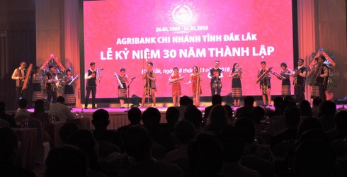 Toàn cảnh lễ kỷ niệm 30 năm thành lập Agribank Đắk Lắk