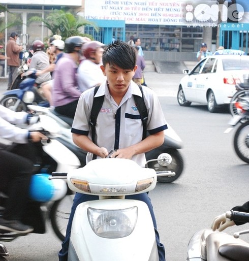 Teen Sài thành co ro đi học trong thời tiết 18 độ - ảnh 10