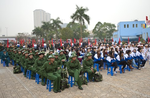 Tân binh Hà Nội ngày nhập ngũ - ảnh 1