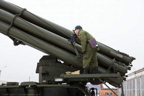 Uy lực của siêu pháo ‘Cơn lốc chiến trường' Smerch - ảnh 5