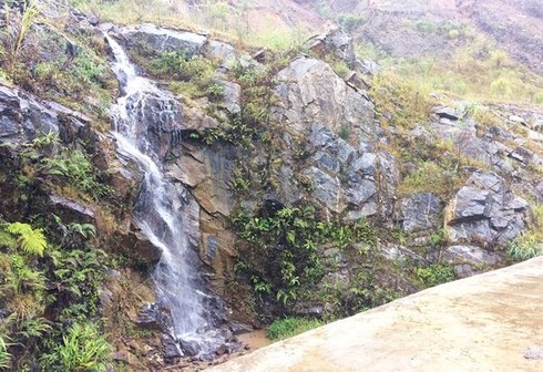 Phóng sự ảnh: Mưu sinh dưới chân núi Ngọc Linh - ảnh 2