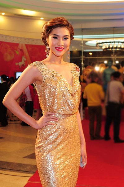 Sao Việt đọ vẻ sexy trong đêm tiệc - ảnh 5