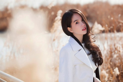 Ngọc Trinh sành điệu với thời trang giấu quần - ảnh 6
