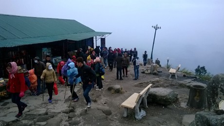 Băng tuyết xuất hiện tại chùa Đồng Yên Tử - ảnh 7