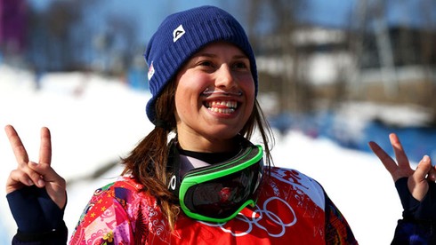'Để râu' cầu may, nữ VĐV Czech vô địch Olympic Sochi - ảnh 3