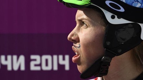 'Để râu' cầu may, nữ VĐV Czech vô địch Olympic Sochi - ảnh 6