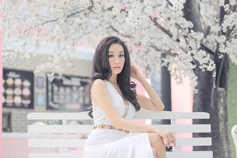 Minh Thư khoe ngực đầy, chân thon - ảnh 5