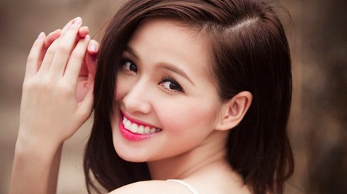 Những hot girl có nụ cười gây sốt giới trẻ - ảnh 7