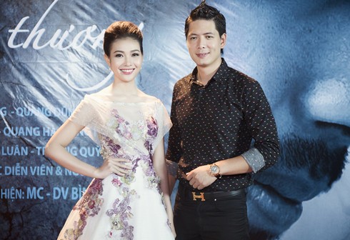 Bích Khanh lộng lẫy đi sự kiện - ảnh 4